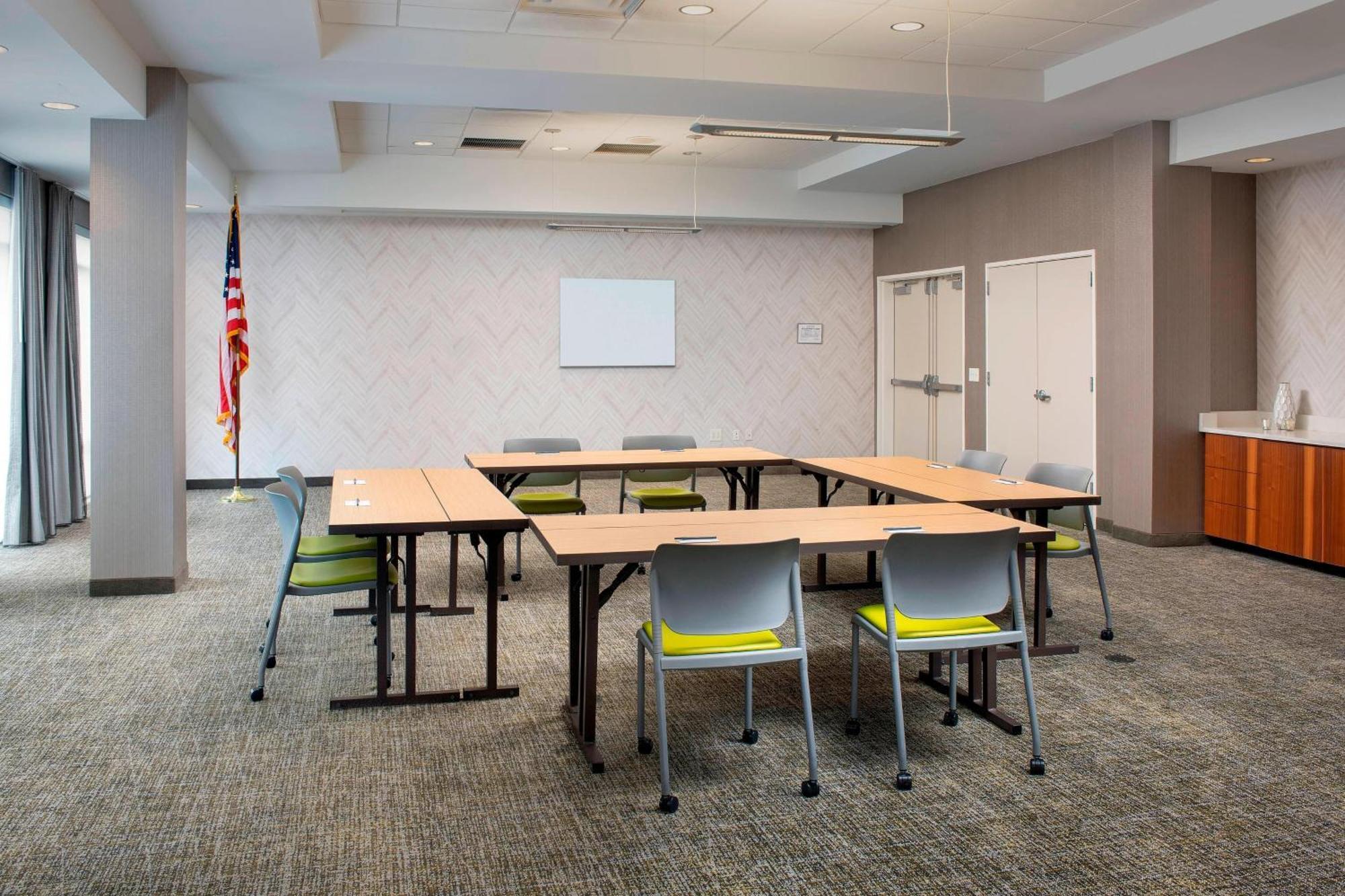 Springhill Suites Potomac Mills וודברידג' מראה חיצוני תמונה